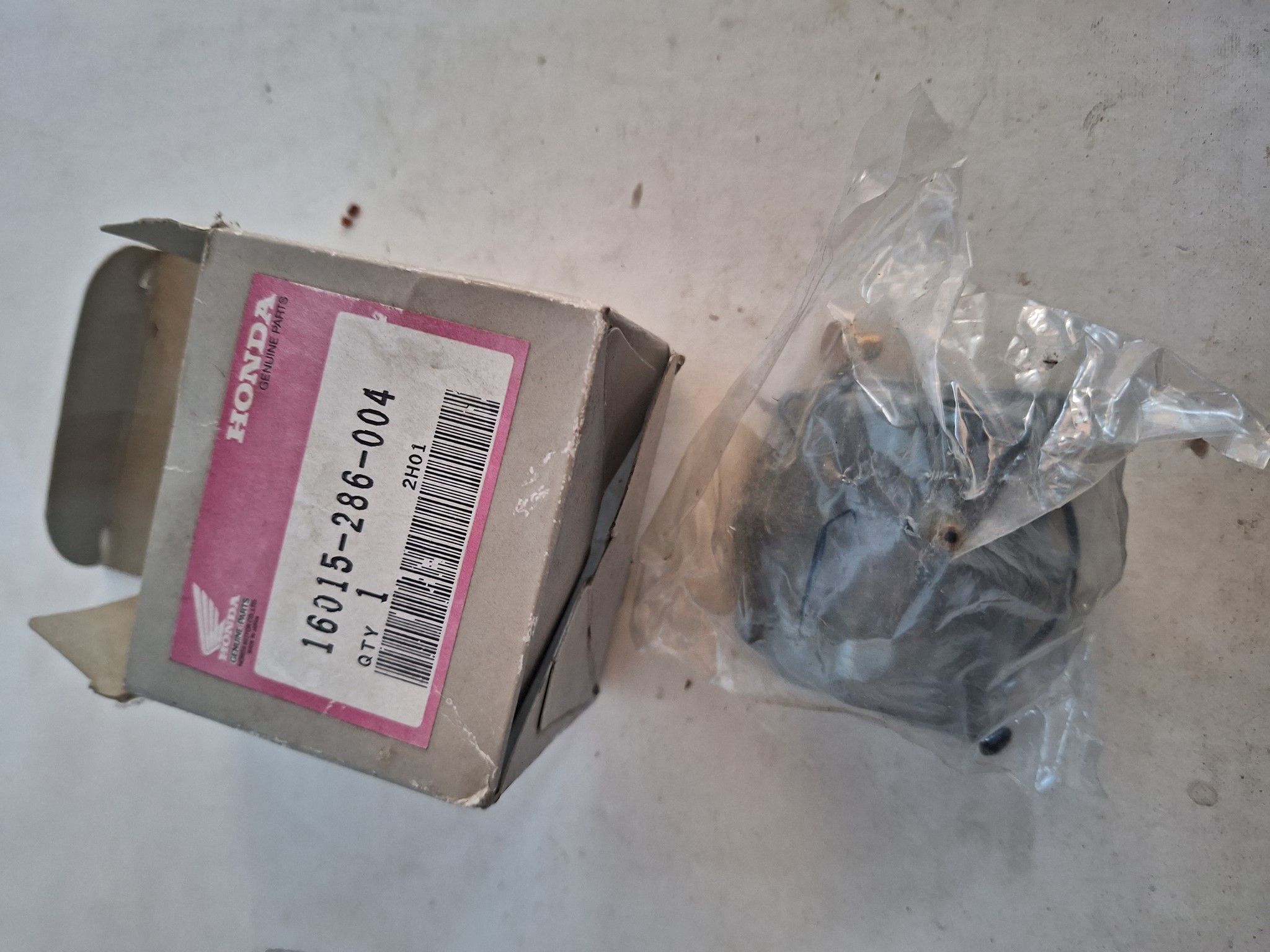 Bild von SCHWIMMERKAMMERSATZ  16015-286-004  CB 250 K